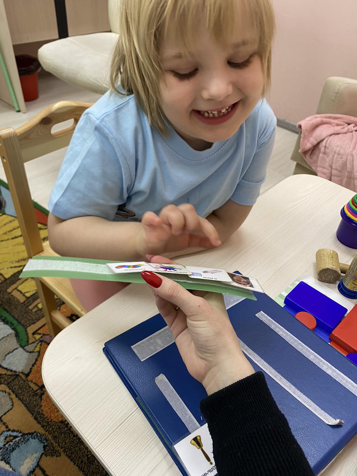 Альтернативная коммуникация (PECS, MAKATON)